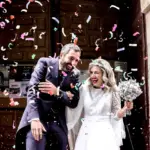 Excusas de Última Hora para No Ir a una Boda: Consejos y Alternativas Llevar alianza sin estar casado: ¿una tendencia o una tradición incomprendida?