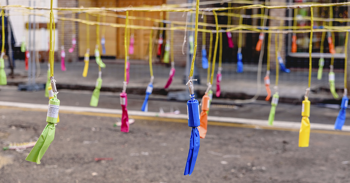¿Se Puede Tirar una Traca en la Calle?: Normativas y Consejos para Celebraciones Seguras